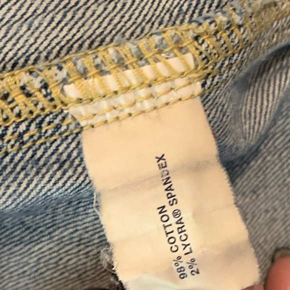 Women’s Gap Jean Jacket Stretch - L - Picture 4 of 4